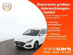 Weiß Gebraucht 2022 Hyundai i30 Trend Kombi | € 19.910 (Superpreis)