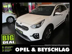 Schneeweiss Gebraucht 2020 Kia Niro Gold SUV | € 17.950