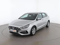 Grau Gebraucht 2020 Hyundai i30 Limousine | € 13.990 (Guter Preis)