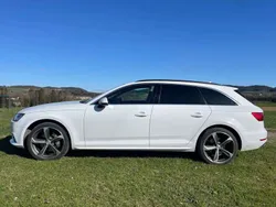 Weiß Gebraucht 2016 Audi A4 Sport Kombi | € 22.000 (Guter Preis)