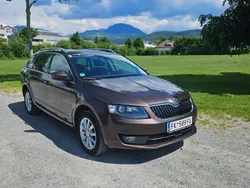 Braun Gebraucht 2013 Skoda Octavia Elegance Kombi | € 10.990 (Fairer Preis)