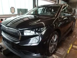 Schwarz metallicperleffektno Gebraucht 2021 Skoda Enyaq iV SUV | € 27.475 (Superpreis)