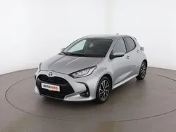 Grau Gebraucht 2022 Toyota Yaris Hybrid Active Limousine | € 18.090 (Fairer Preis)