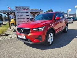 Rot Gebraucht 2023 Volvo XC40 Core SUV | € 32.990 (Superpreis)