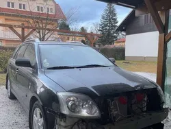 Gebraucht 2004 Toyota Avensis Terra Kombi | € 2.200
