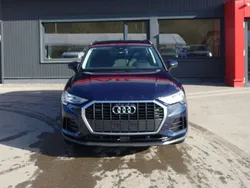 Blau Gebraucht 2020 Audi Q3 Ambiente SUV | € 26.990 (Superpreis)