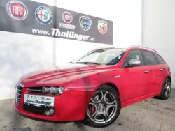 Rot Gebraucht 2012 Alfa Romeo 159 Kombi | € 5.500 (Fairer Preis)