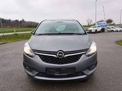 Grau Gebraucht 2017 Opel Zafira Innovation Van / Kleinbus | € 7.790 (Guter Preis)