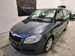 Grau Gebraucht 2010 Skoda Fabia Clever Kombi | € 3.990 (Fairer Preis)