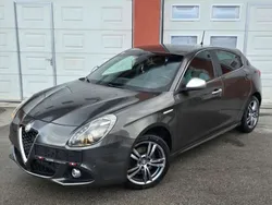 Grau Gebraucht 2015 Alfa Romeo Giulietta Exclusive Kleinwagen | € 7.100