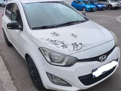 Weiß Gebraucht 2014 Hyundai i20 GO! Limousine | € 5.000 (Guter Preis)