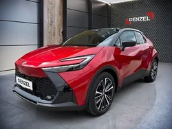 Rot Neu 2025 Toyota C-HR Lounge SUV | € 38.600