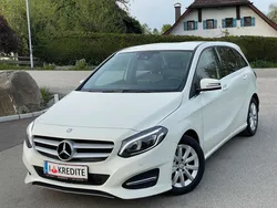 Weiß Gebraucht 2016 Mercedes B180 Van / Kleinbus | € 7.200