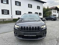 Gebraucht 2019 Jeep Cherokee Overland SUV | € 24.000