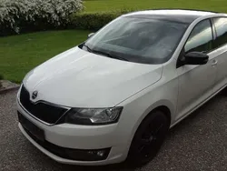 Weiß Gebraucht 2015 Skoda Rapid Sport Kombi | € 7.900 (Guter Preis)