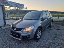 Grau Gebraucht 2013 Suzuki SX4 GLX SUV | € 5.950