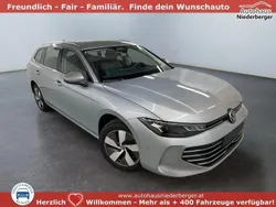 Grau Neu 2024 VW Passat Comfortline Kombi | € 40.847 (Guter Preis)