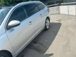 Silber Gebraucht 2017 Peugeot 308 Allure Kombi | € 10.000 (Fairer Preis)