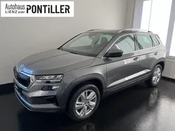 Mittelgrau metallic Neu 2025 Skoda Karoq Selection SUV | € 38.900 (Superpreis)