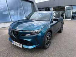 Blau Neu 2025 Alfa Romeo Junior Edizione Speciale SUV | € 35.880 (Guter Preis)