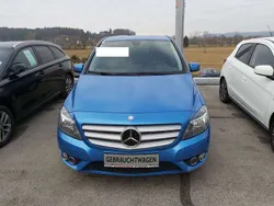 Blau Gebraucht 2013 Mercedes B180 Van / Kleinbus | € 6.800 (Guter Preis)