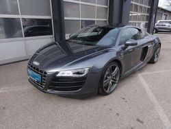 Grau Gebraucht 2012 Audi R8 Coupé Coupé | € 84.000