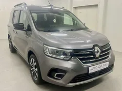 Grau Gebraucht 2023 Renault Kangoo Techno Van / Kleinbus | € 28.450 (Fairer Preis)