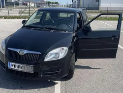 Schwarz Gebraucht 2010 Skoda Fabia Classic Limousine | € 3.990 (Superpreis)