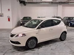 Weiß Neu 2024 Lancia Ypsilon Kleinwagen | € 18.290 (Etwas zu teuer)