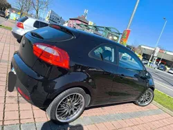 Schwarz Gebraucht 2012 Kia Rio 2 Limousine | € 4.380 (Fairer Preis)