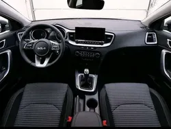 Grau Gebraucht 2024 Kia XCeed Silver SUV | € 26.999 (Etwas zu teuer)