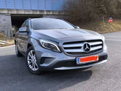 Grau Gebraucht 2015 Mercedes GLA180 SUV | € 13.200 (Fairer Preis)