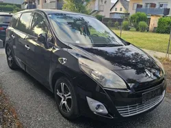 Schwarz Gebraucht 2011 Renault Grand Scénic III Van / Kleinbus | € 6.650 (Fairer Preis)