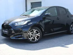Schwarz metallic Neu 2025 Toyota Yaris Active | € 24.480 (Guter Preis)