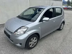 Grau Gebraucht 2012 Daihatsu Sirion Kleinwagen | € 1.600