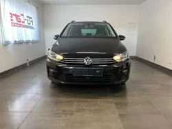 Schwarz Gebraucht 2016 VW Golf Sportsvan Comfortline Van / Kleinbus | € 10.900
