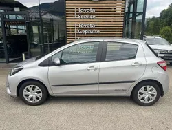 Silber Gebraucht 2019 Toyota Yaris Active Limousine | € 10.490 (Guter Preis)