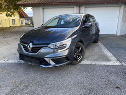 Grau Gebraucht 2018 Renault Mégane GrandTour Life Kombi | € 10.990 (Guter Preis)