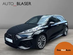 Schwarz metallicperleffektno Gebraucht 2024 Audi RS3 Sportback Ambiente Kleinwagen | € 83.590 (Fairer Preis)