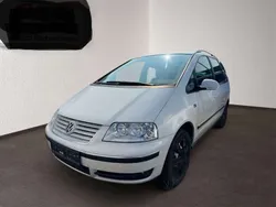 Weiß Gebraucht 2009 VW Sharan Trendline Van / Kleinbus | € 3.490 (Superpreis)