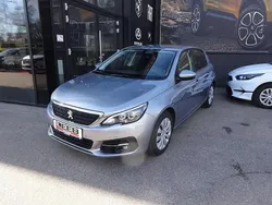 Grau Gebraucht 2017 Peugeot 308 Active Limousine | € 10.900 (Fairer Preis)