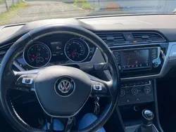 Schwarz Gebraucht 2017 VW Touran Trendline Van / Kleinbus | € 14.400 (Fairer Preis)