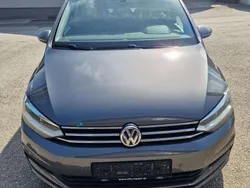Grau Gebraucht 2016 VW Touran Trendline Van / Kleinbus | € 11.400 (Guter Preis)