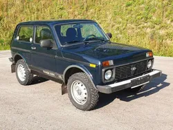 Grün Gebraucht 2015 Lada Taiga SUV | € 9.590