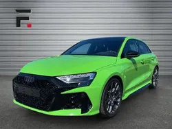 Mittelgrün normal Gebraucht 2025 Audi RS3 Sportback Ambiente Kleinwagen | € 89.990 (Fairer Preis)
