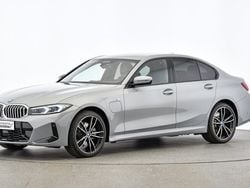 M brooklyn grau Gebraucht 2024 BMW 330e | € 51.950