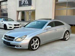 Grau Gebraucht 2006 Mercedes CLS320 AMG Limousine | € 13.299 (Fairer Preis)