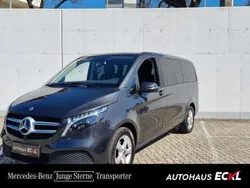 Grau Gebraucht 2023 Mercedes V220 Van / Kleinbus | € 58.690 (Superpreis)