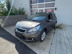 Grau Gebraucht 2016 Peugeot 2008 Style SUV | € 3.999 (Superpreis)