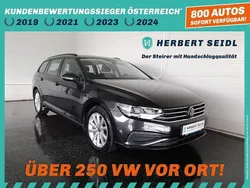 Grau Gebraucht 2022 VW Passat Kombi | € 21.470 (Guter Preis)